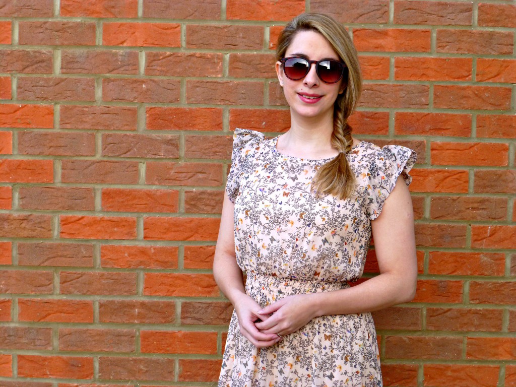 Primark flower butterfly dress with sunglasses