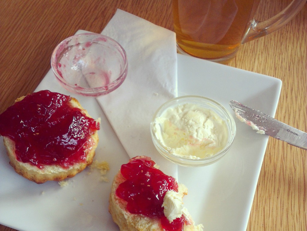 Tea Total cream tea