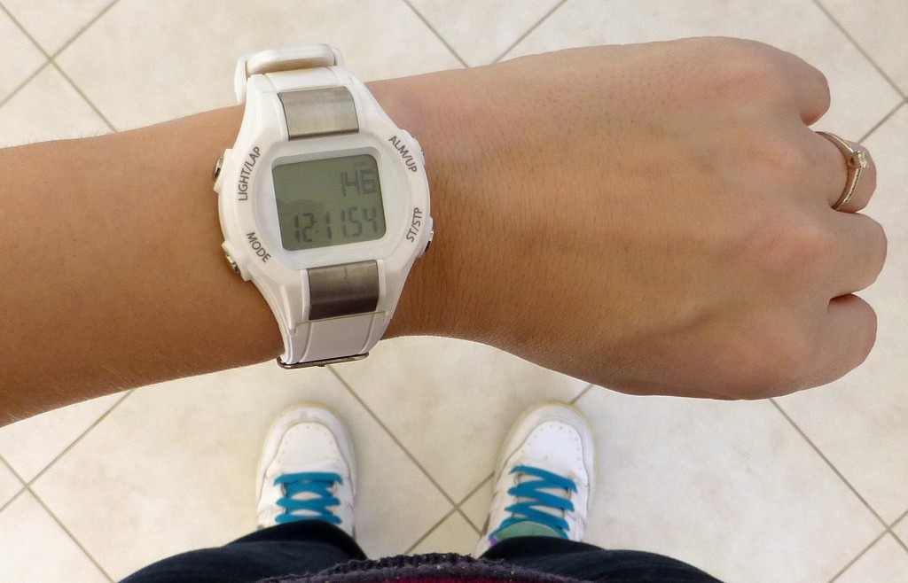 Avon fitness hotsell watch