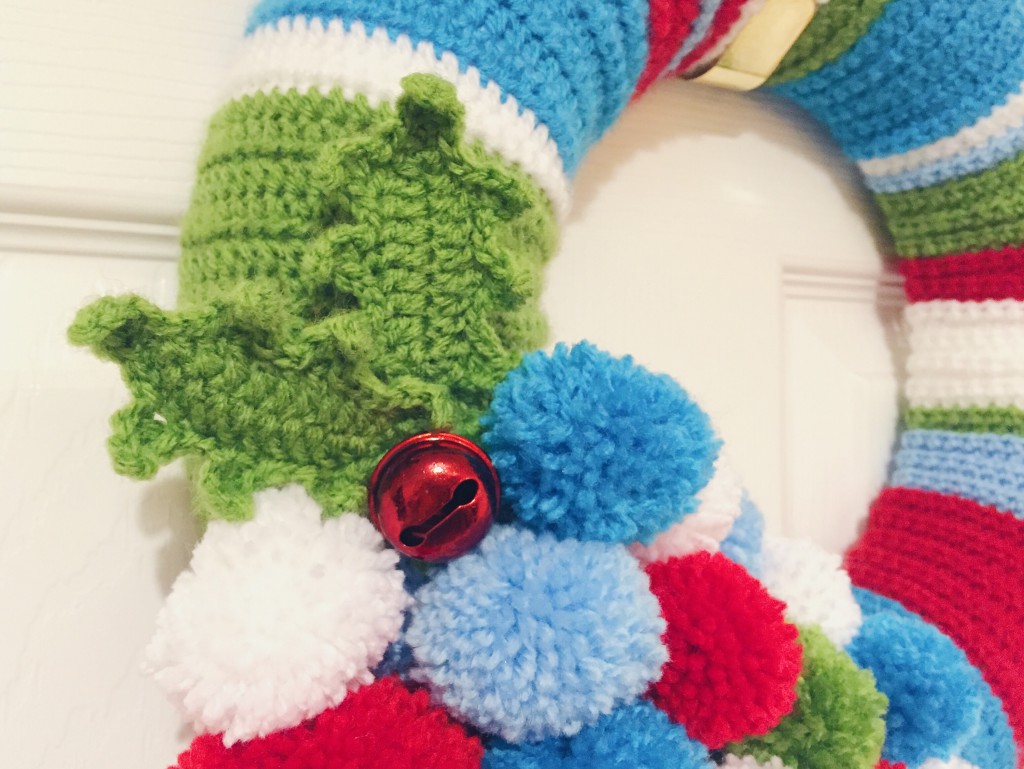 Crochet christmas wreath