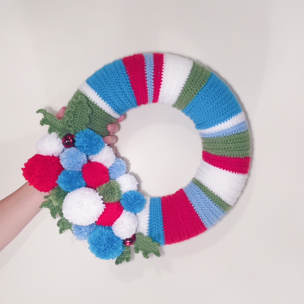 Crochet christmas wreath