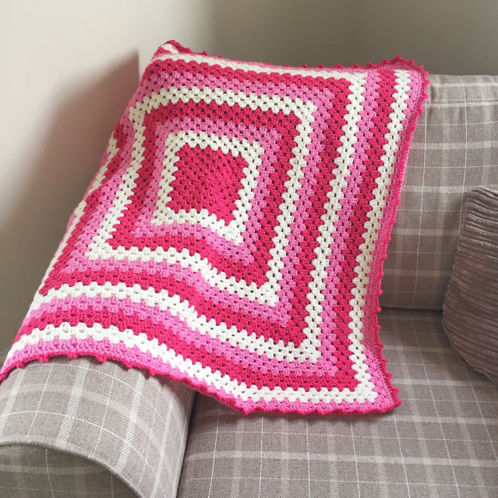 Granny Square Crochet Throw Blanket - Light Pink