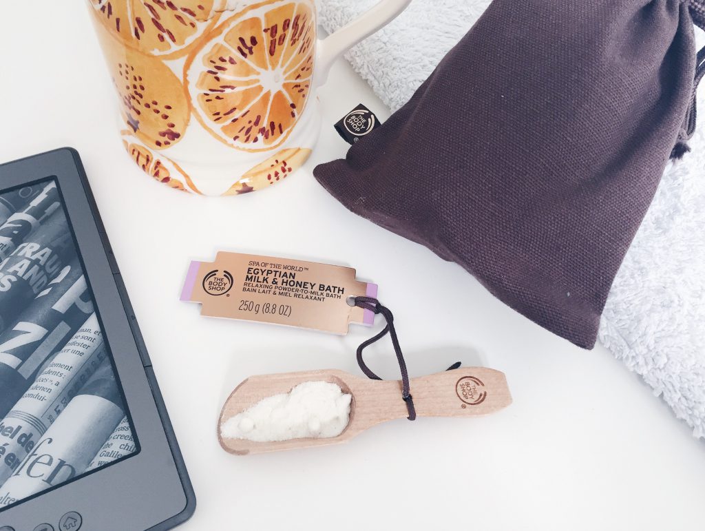 The Body Shop Milk and Honey Bath powder