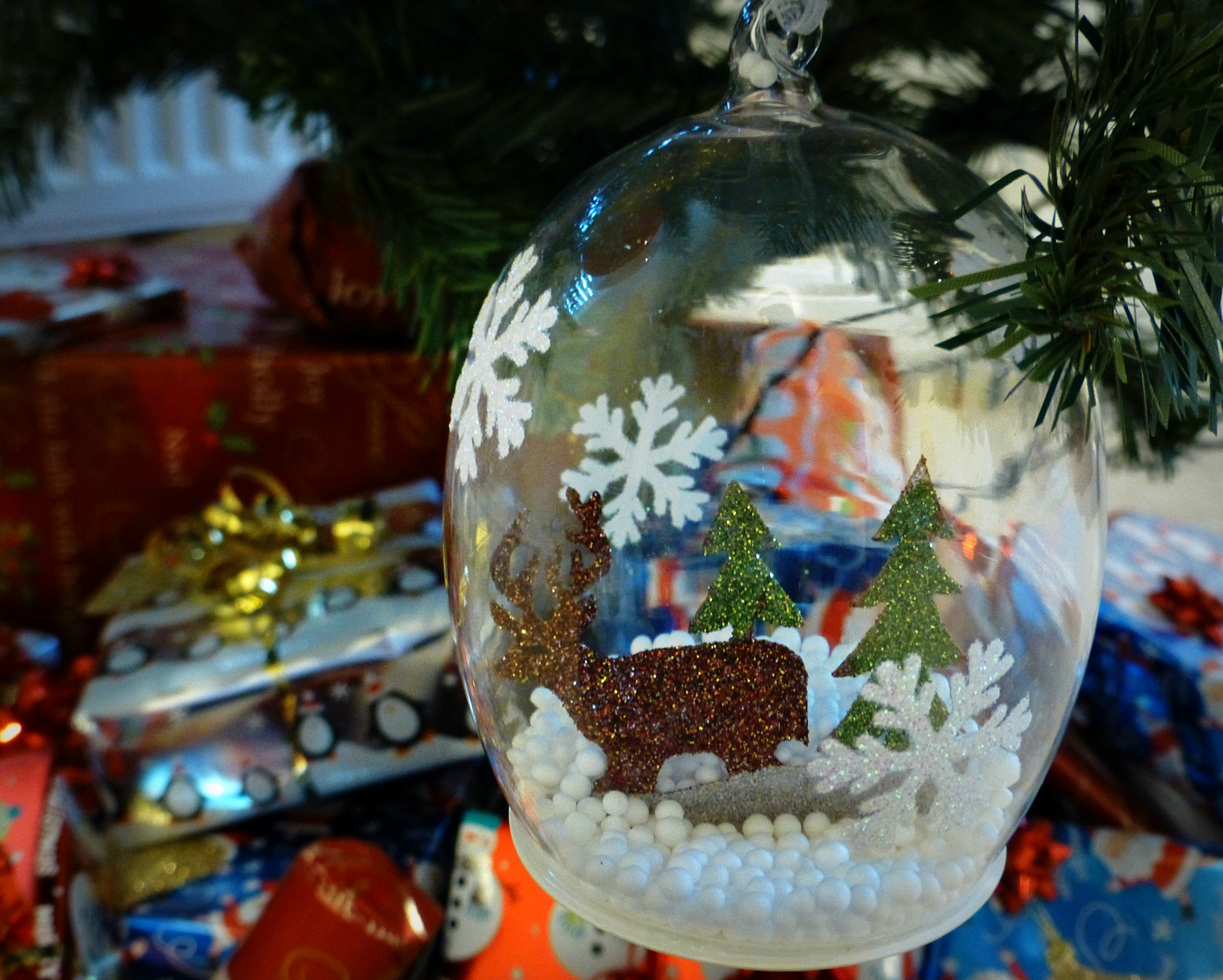 Reindeer in the snow decoration